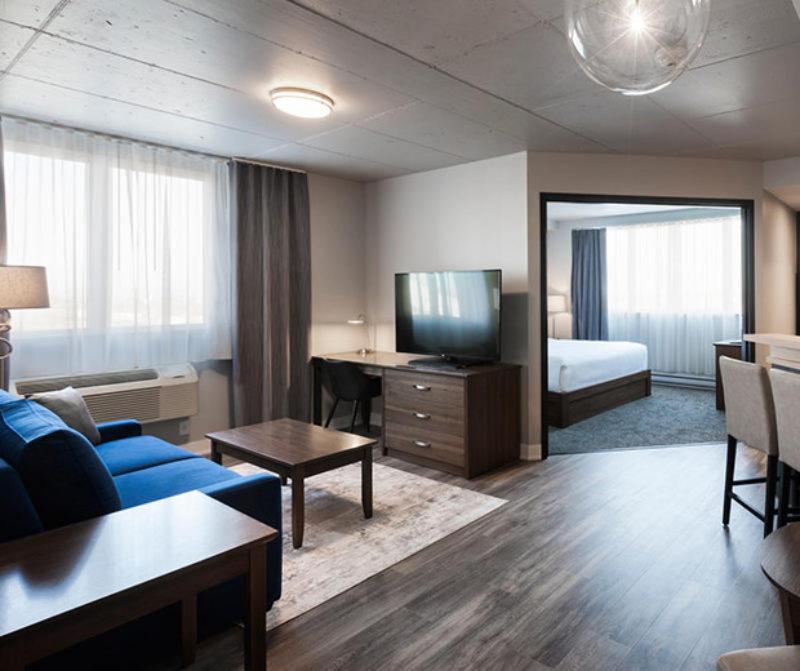 Imperia Hotel Et Suites Boucherville Exteriör bild